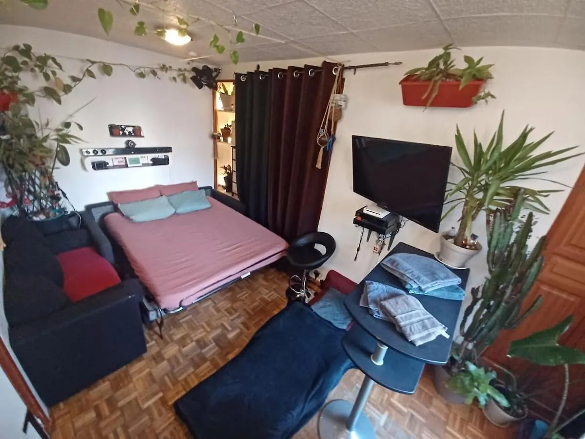 Apartment Ma Terrasse A Belleville Paris France