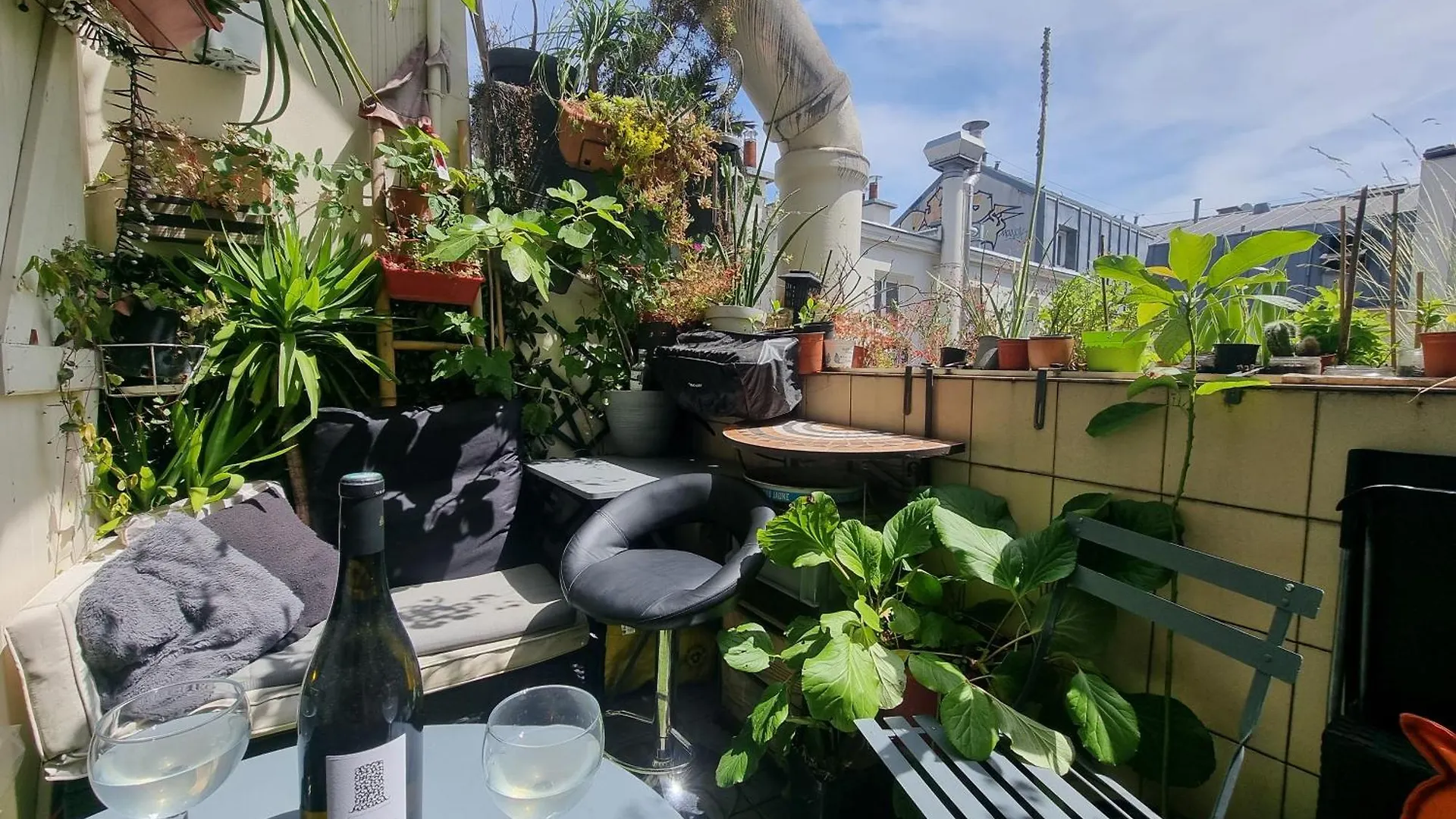 Ma Terrasse A Belleville Paris France